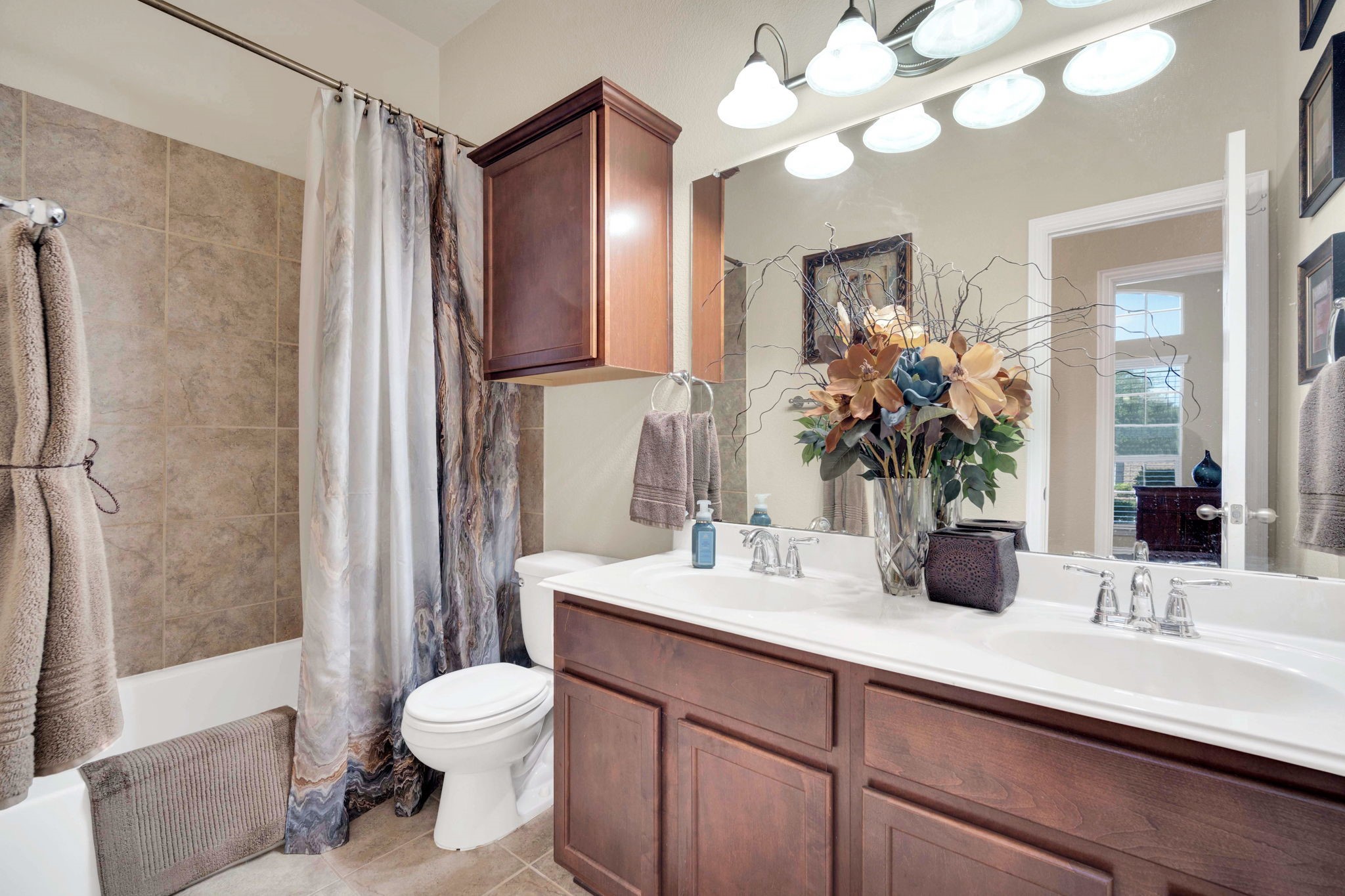900 Ginger Trail Desoto TX 75115
