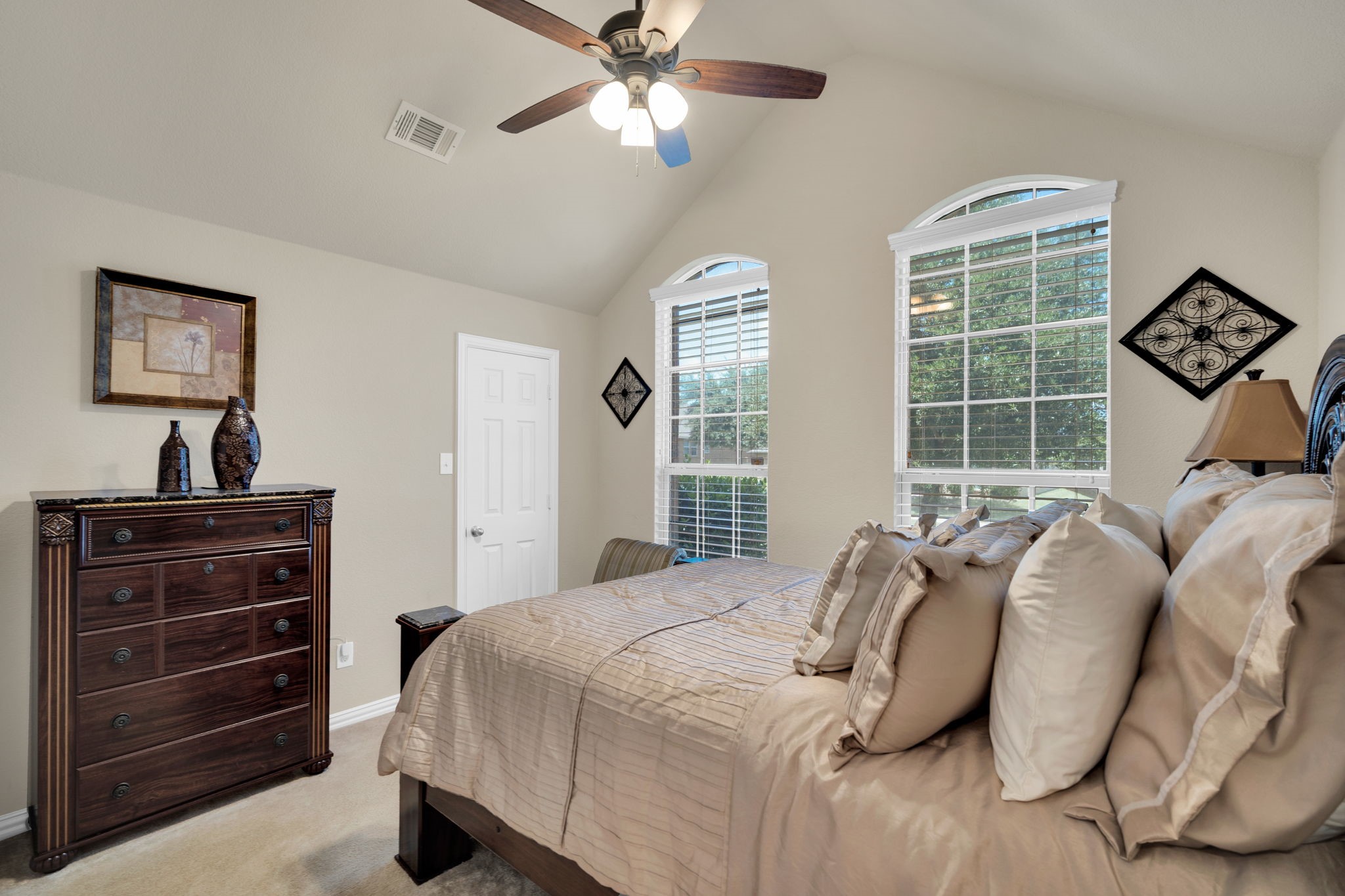 900 Ginger Trail Desoto TX 75115