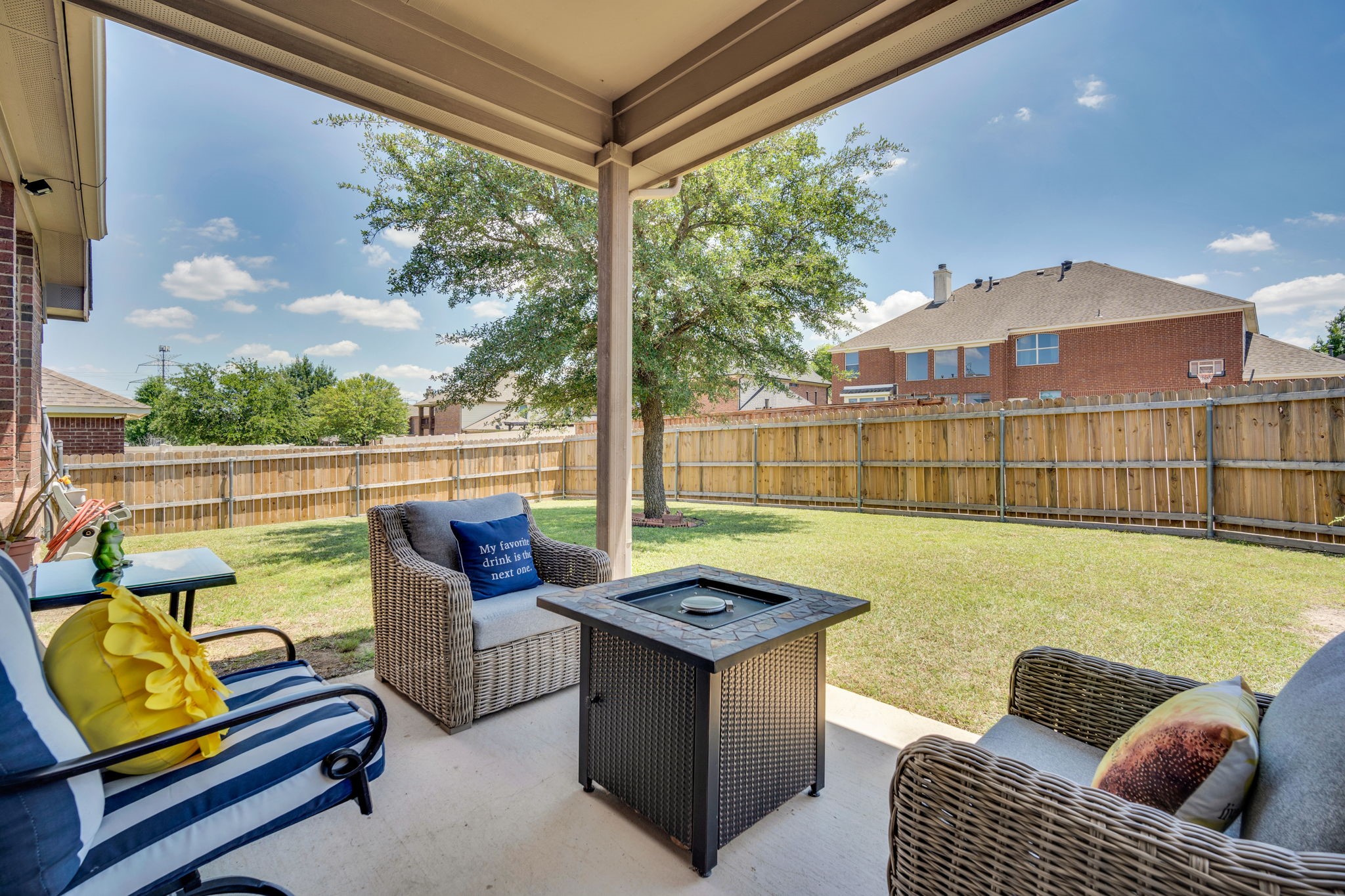 900 Ginger Trail Desoto TX 75115