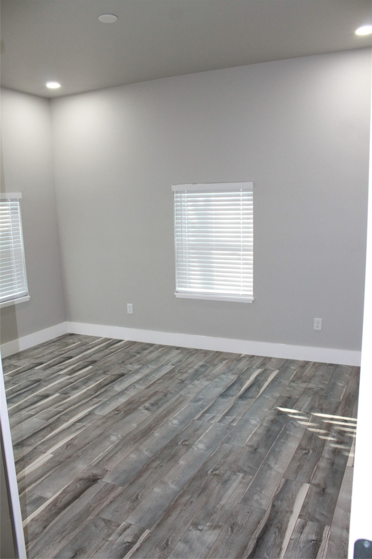 104 S Hubbard Street Alvord TX 76225