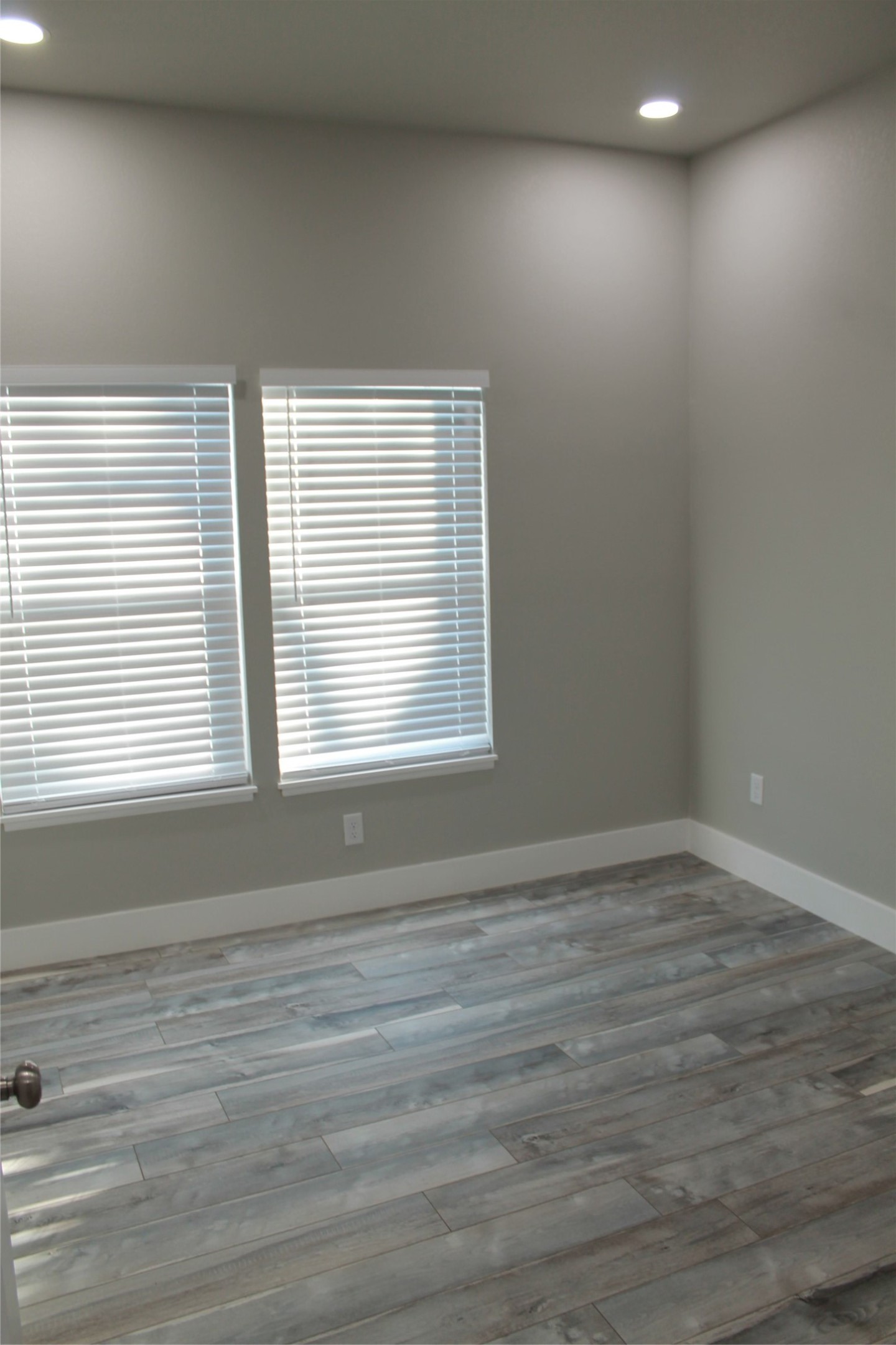 104 S Hubbard Street Alvord TX 76225