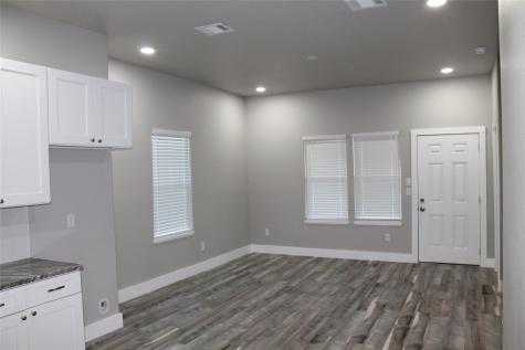 104 S Hubbard Street Alvord TX 76225