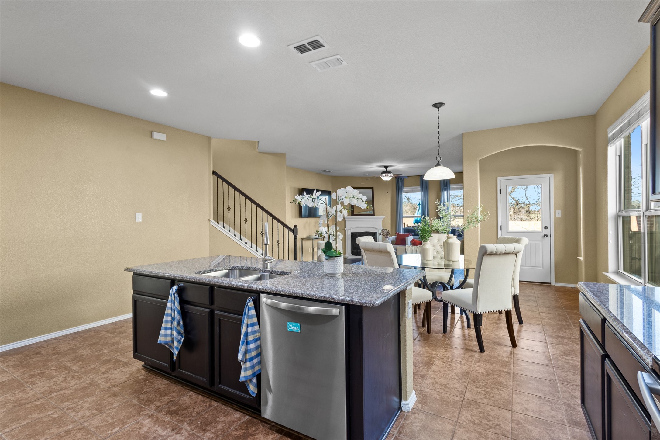 5405 Sea Cove Lane Denton TX 76208