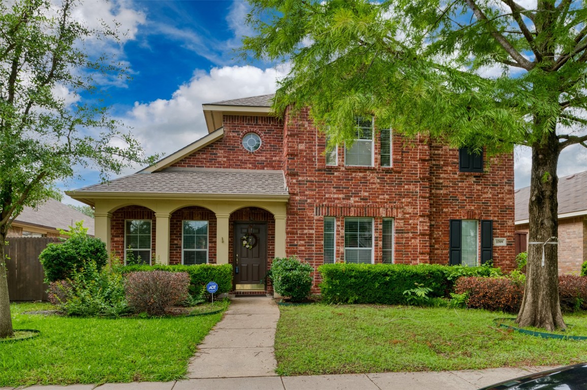 1709 Oak Brook Lane Allen TX 75002
