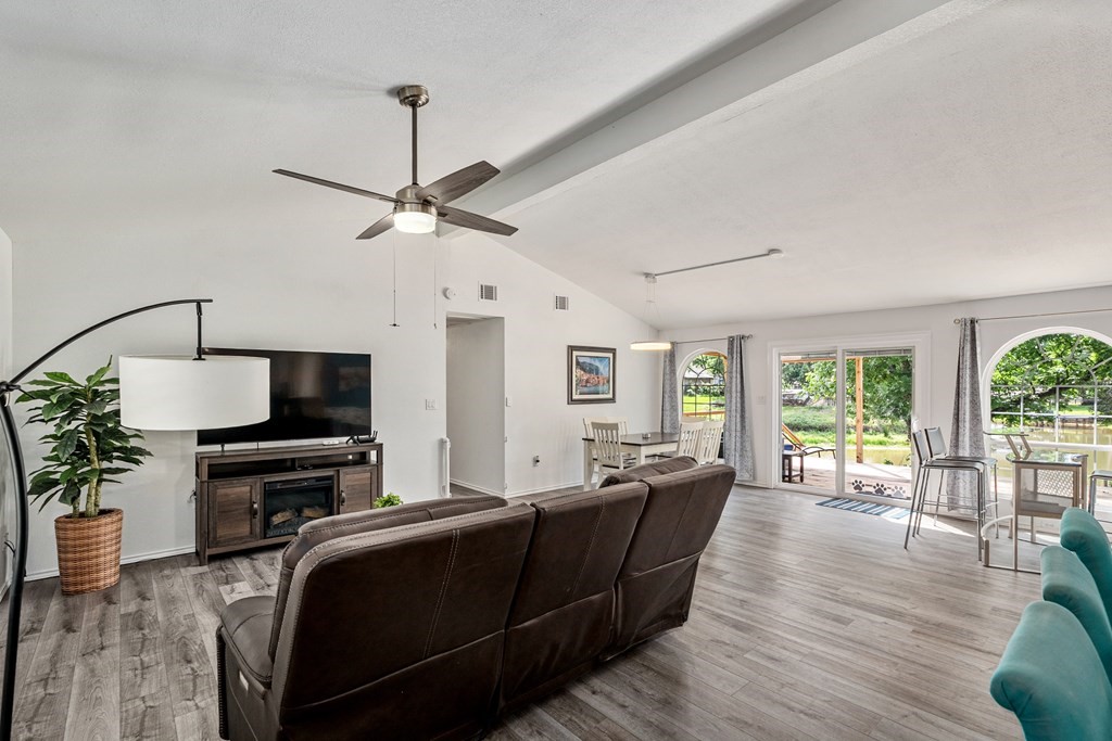 105 Tarno Lane Gun Barrel City TX 75156