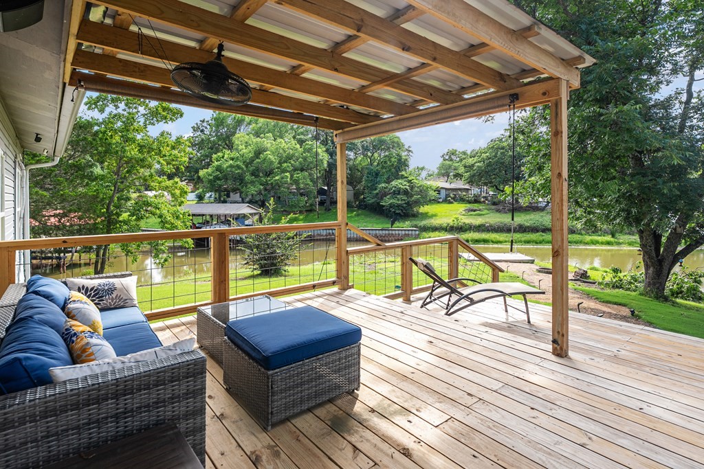 105 Tarno Lane Gun Barrel City TX 75156