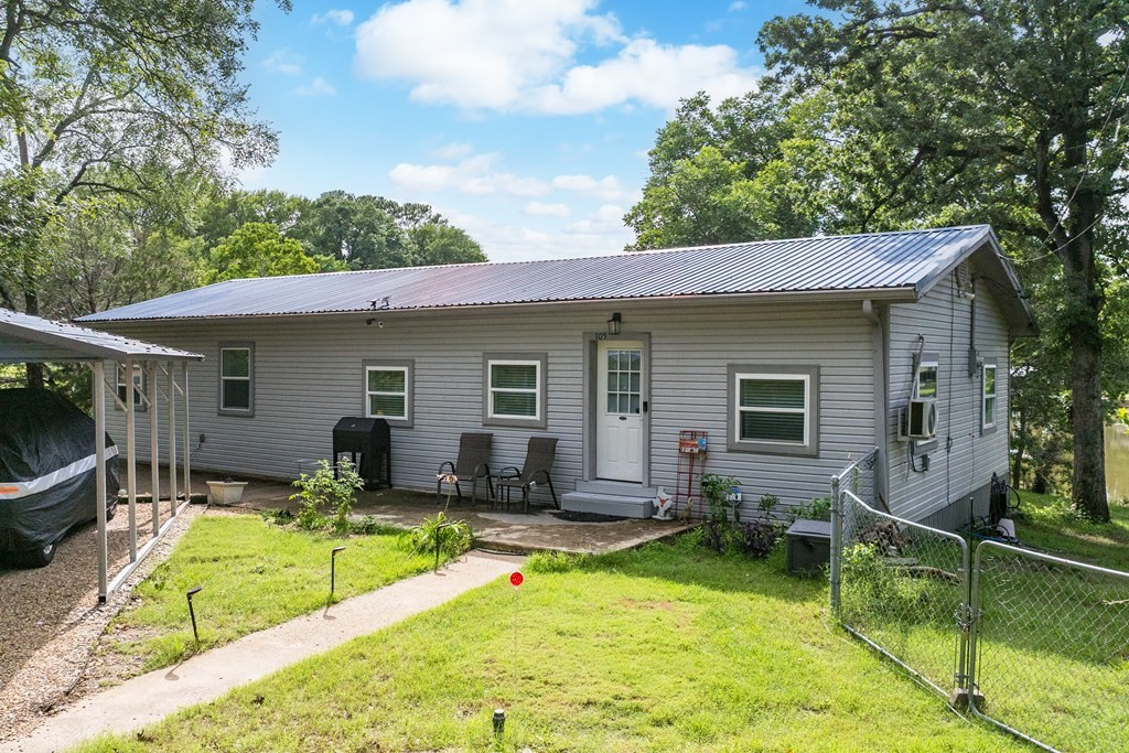 105 Tarno Lane Gun Barrel City TX 75156
