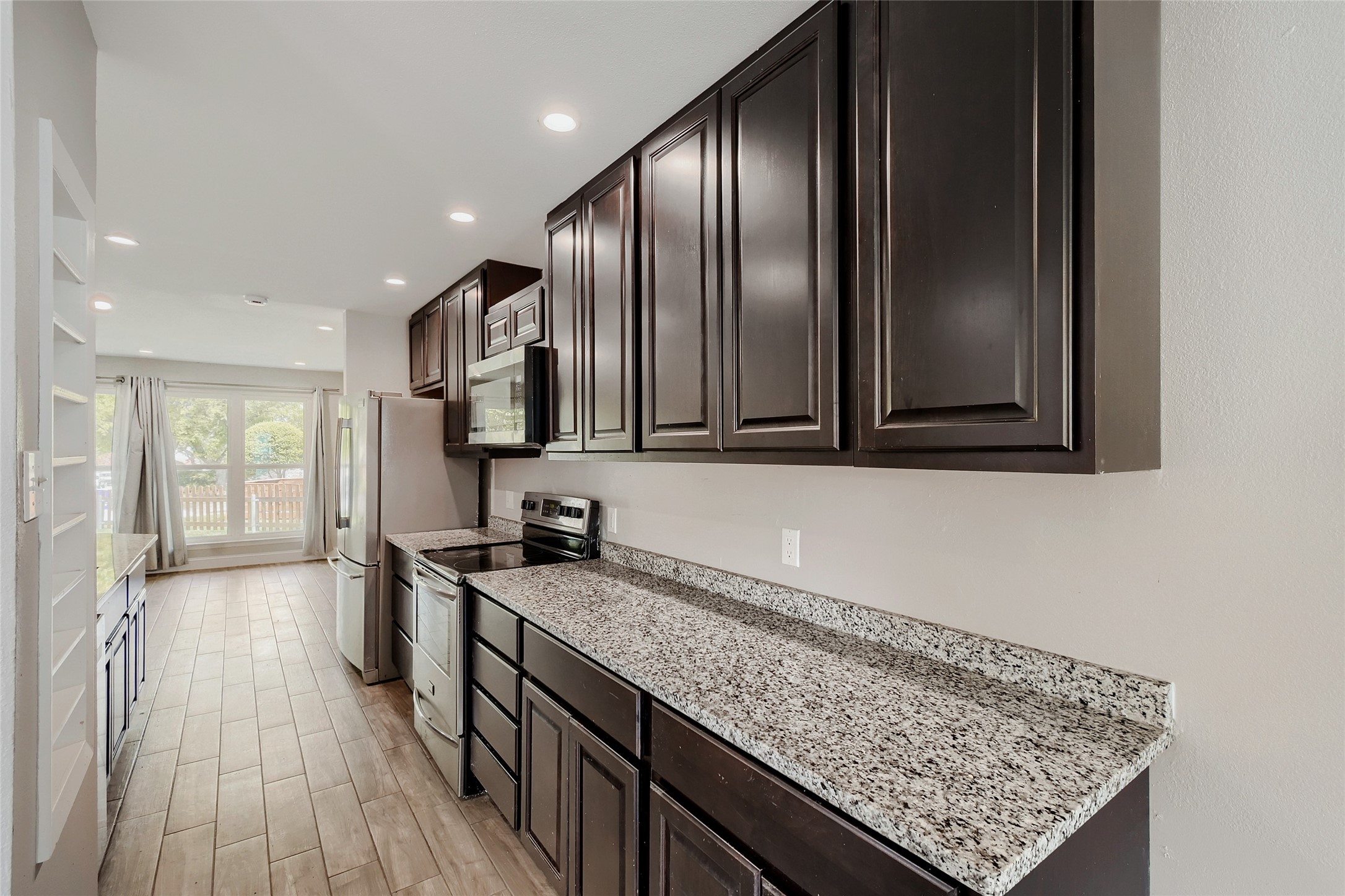 1624 Choteau Circle Grapevine TX 76051