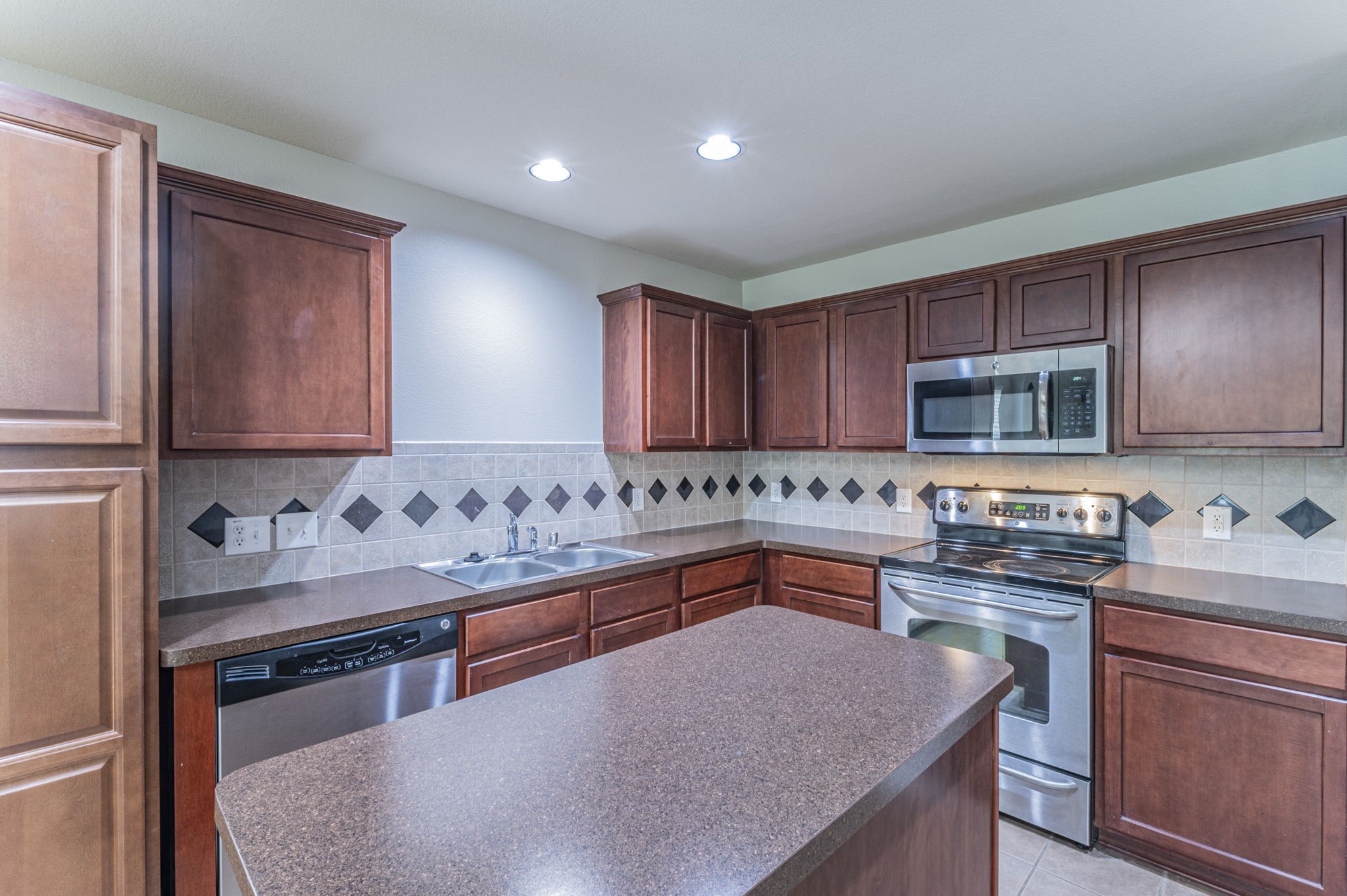 309 Broken Arrow Krum TX 76249