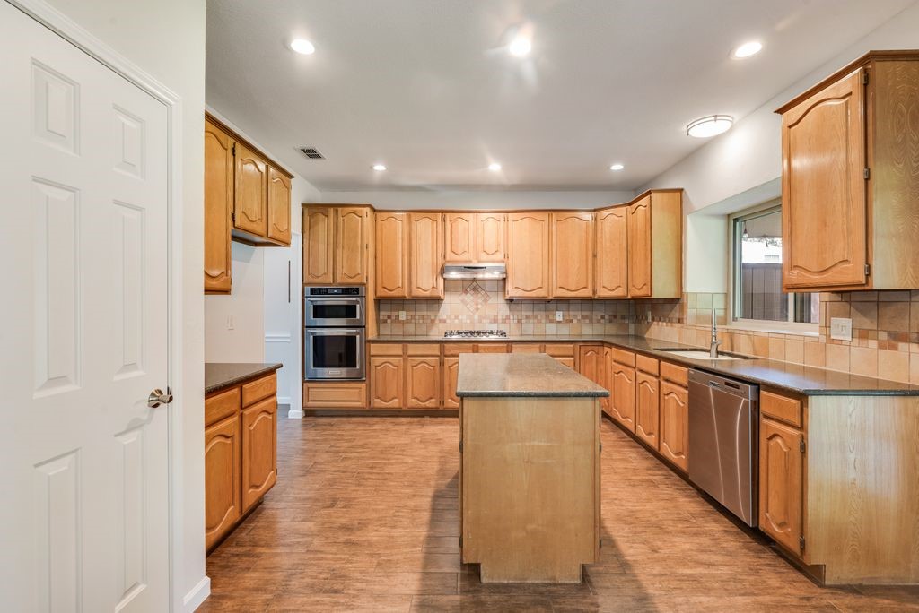 2925 Shadow Oak Court Flower Mound TX 75028