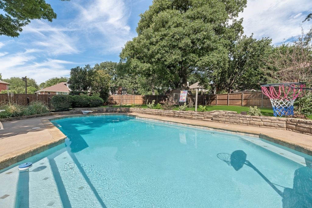 2925 Shadow Oak Court Flower Mound TX 75028