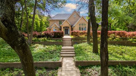 1254 Whispering Oaks Drive Desoto TX 75115