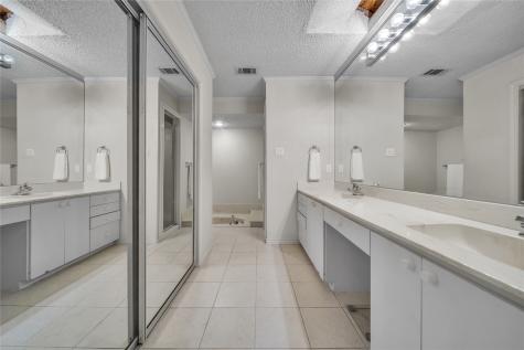 1254 Whispering Oaks Drive Desoto TX 75115