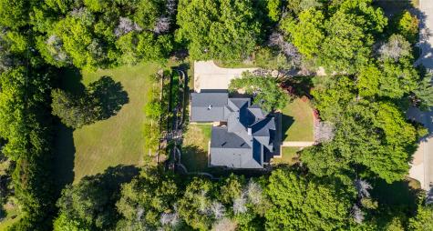 1254 Whispering Oaks Drive Desoto TX 75115