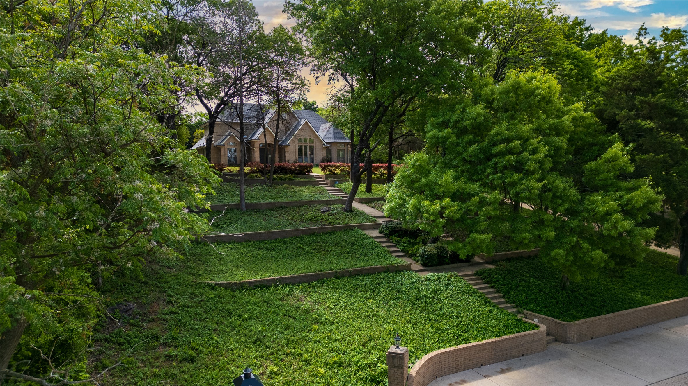 1254 Whispering Oaks Drive Desoto TX 75115