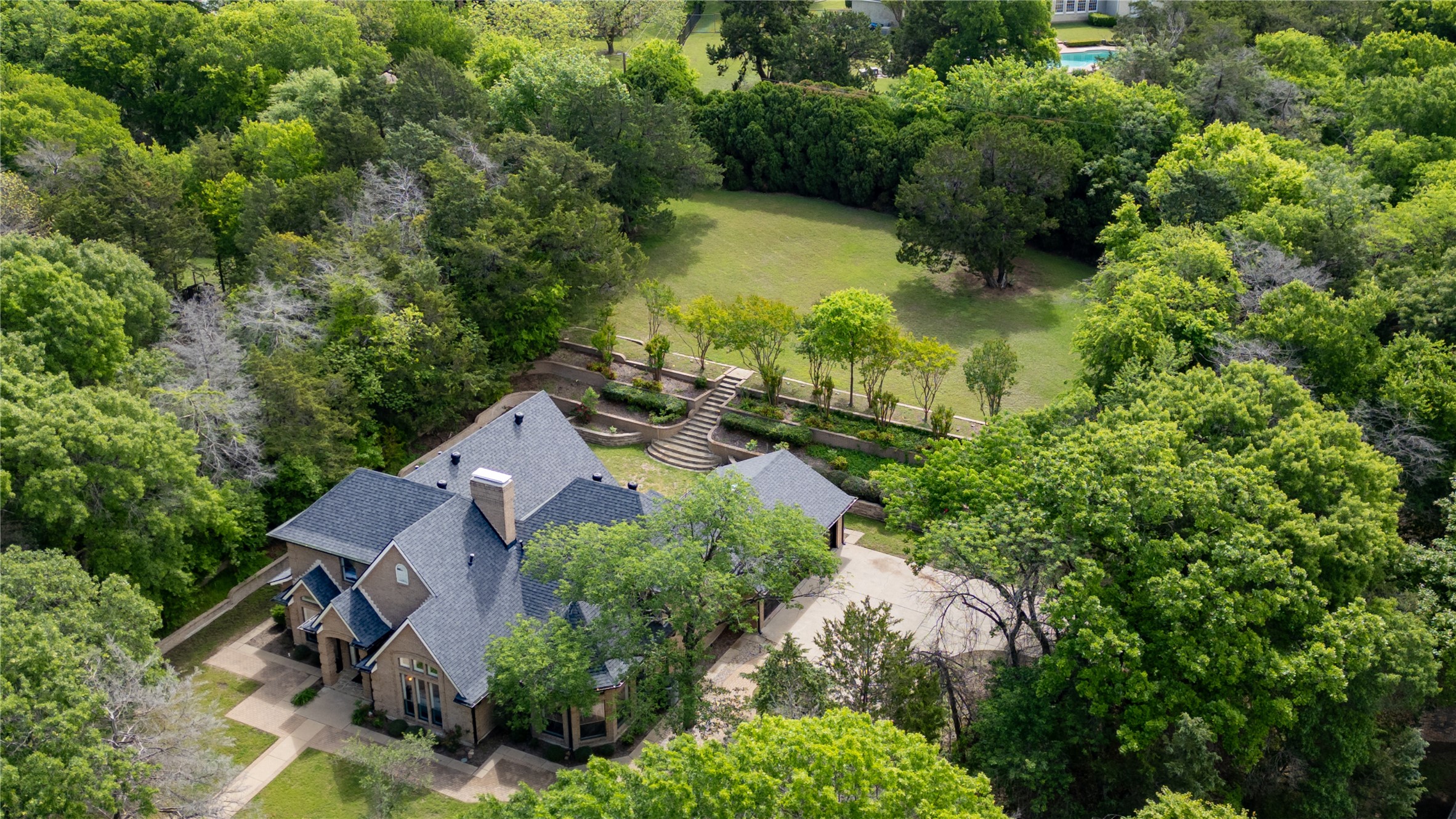 1254 Whispering Oaks Drive Desoto TX 75115