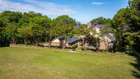 1254 Whispering Oaks Drive Desoto TX 75115