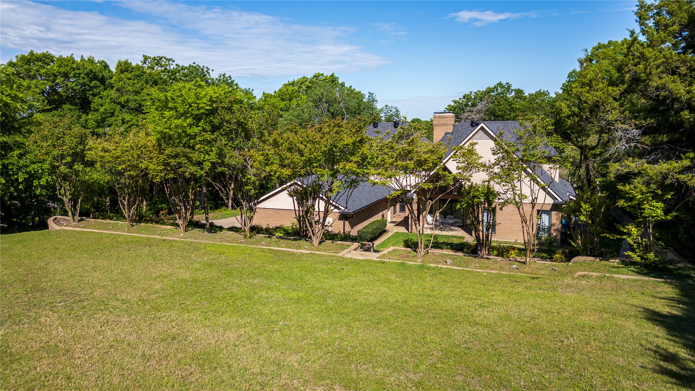 1254 Whispering Oaks Drive Desoto TX 75115