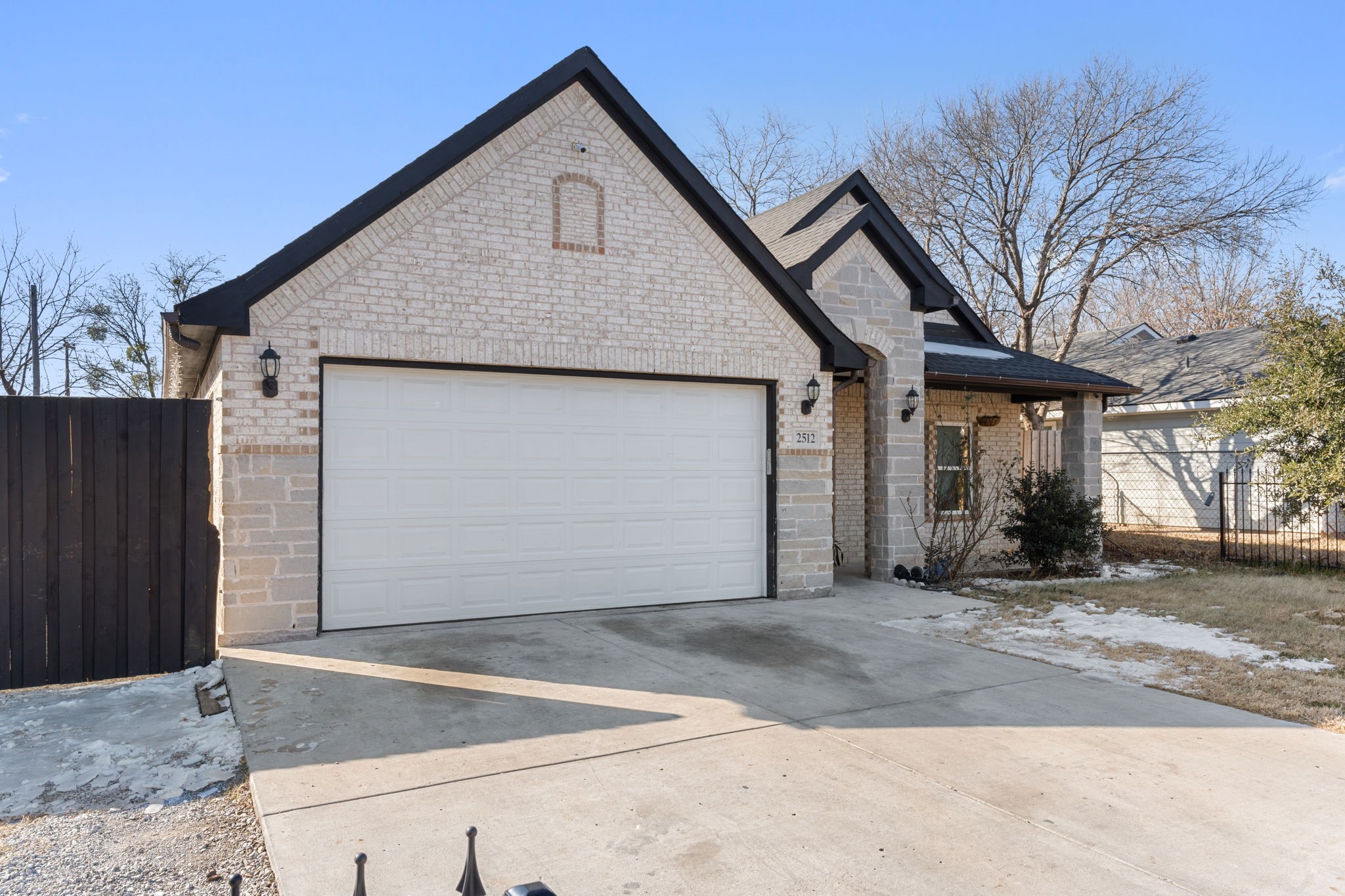 2512 High Crest Avenue Fort Worth TX 76111