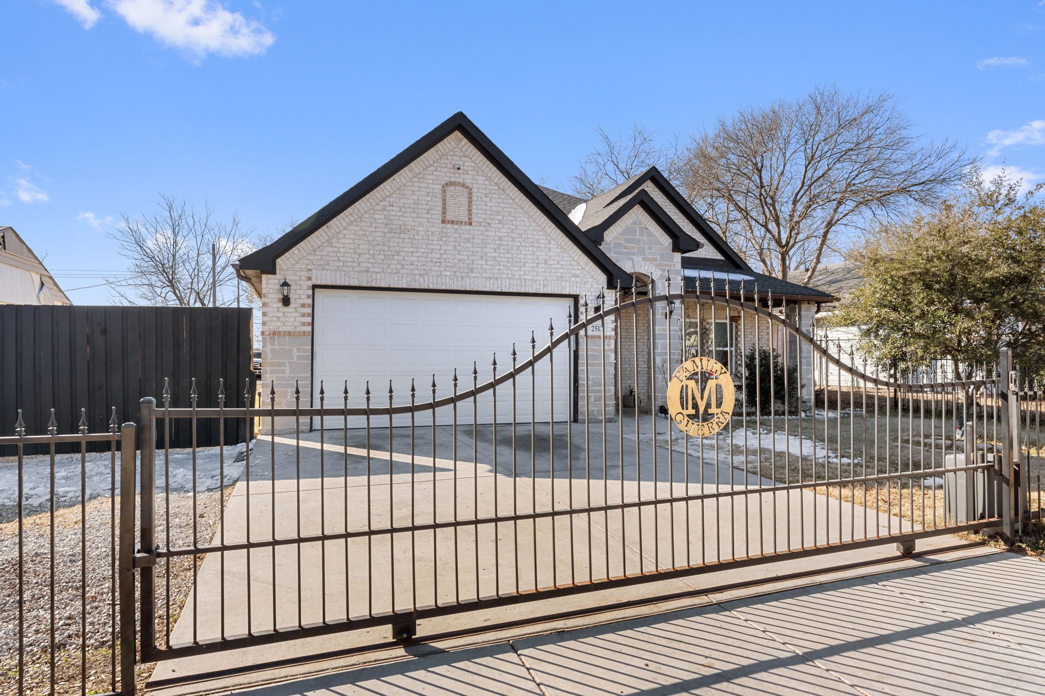 2512 High Crest Avenue Fort Worth TX 76111