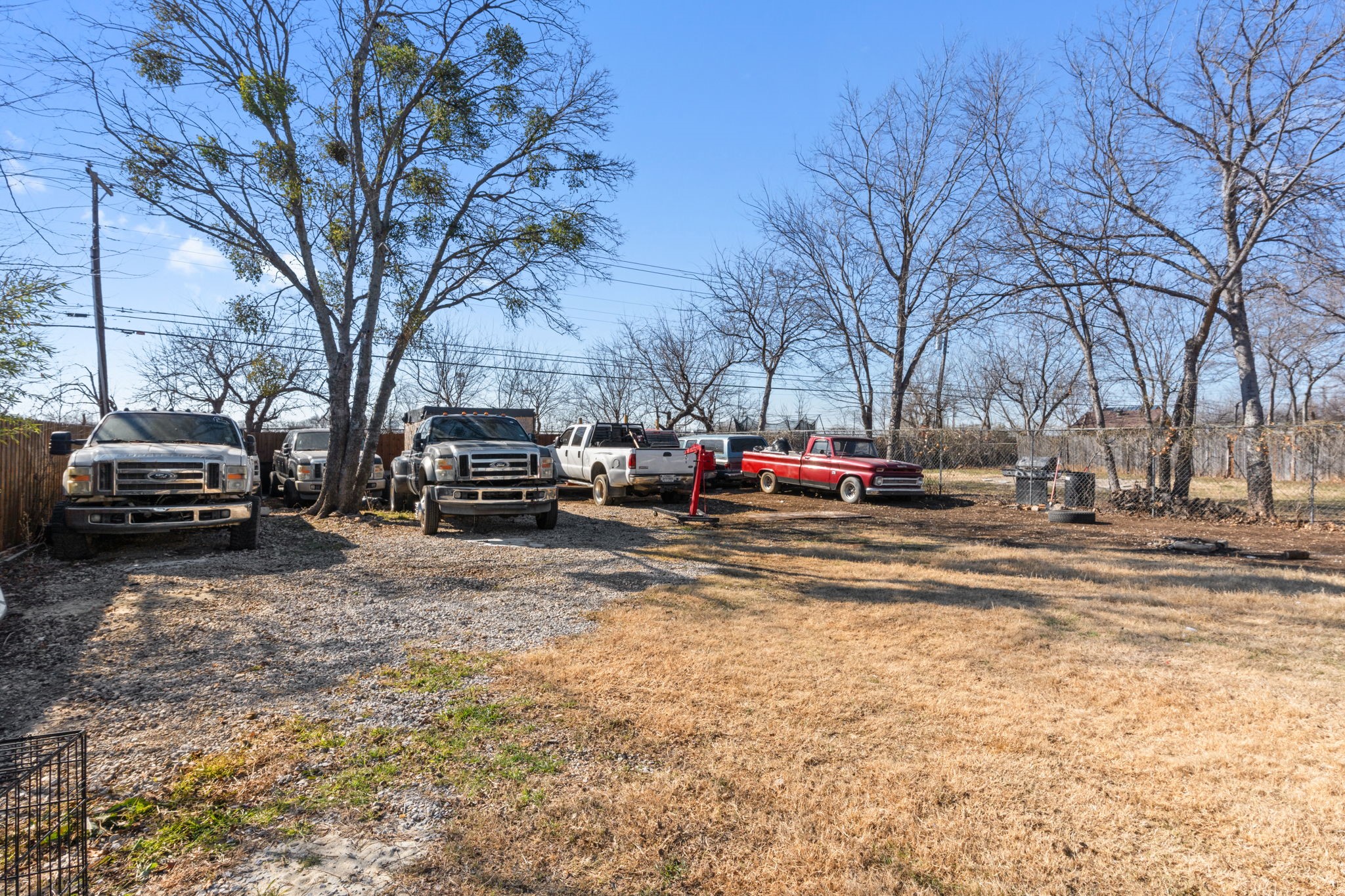 2512 High Crest Avenue Fort Worth TX 76111