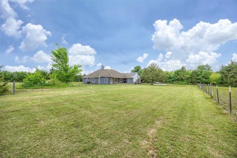 925 Wild Road Van Alstyne TX 75495