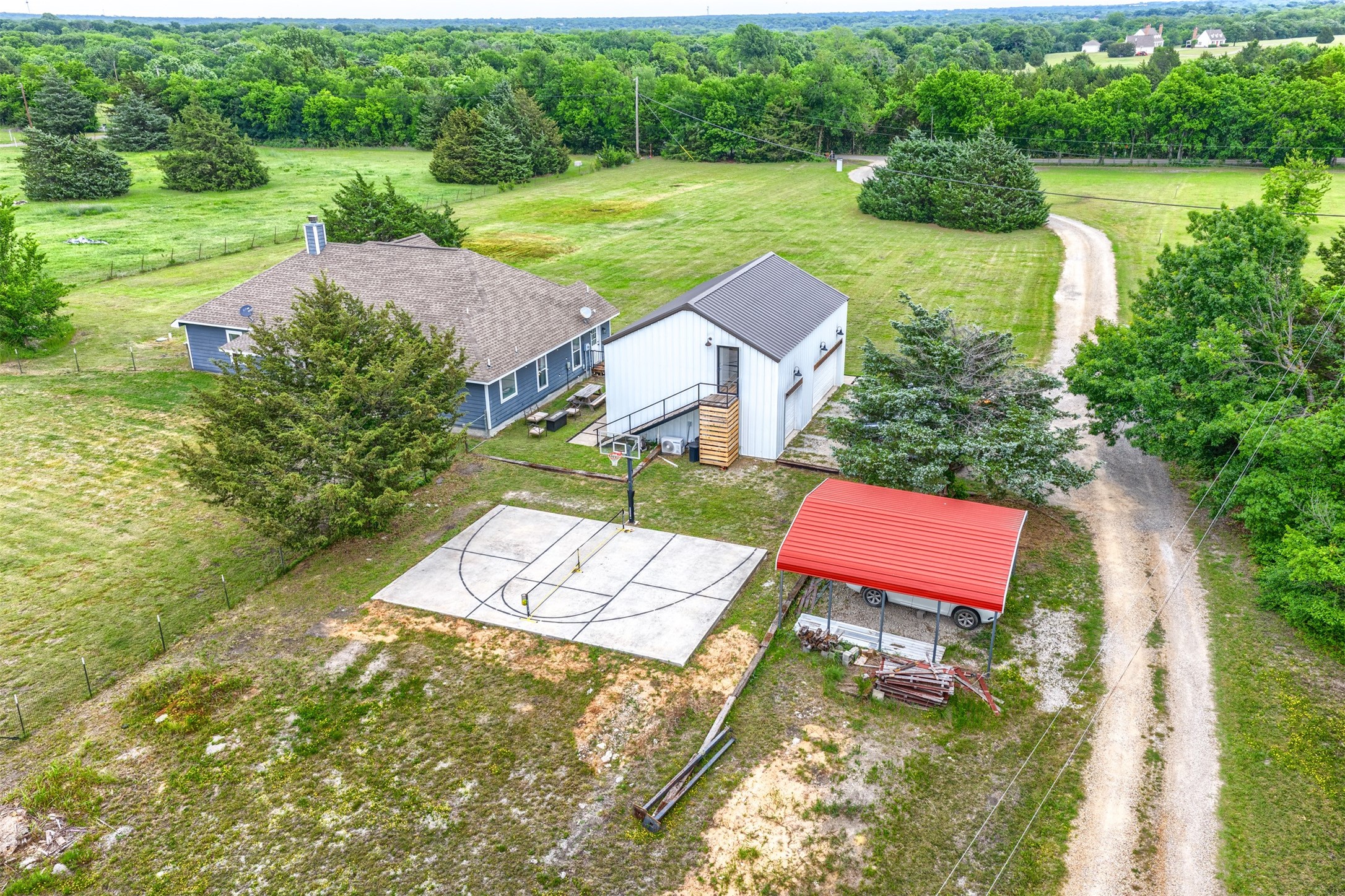 925 Wild Road Van Alstyne TX 75495