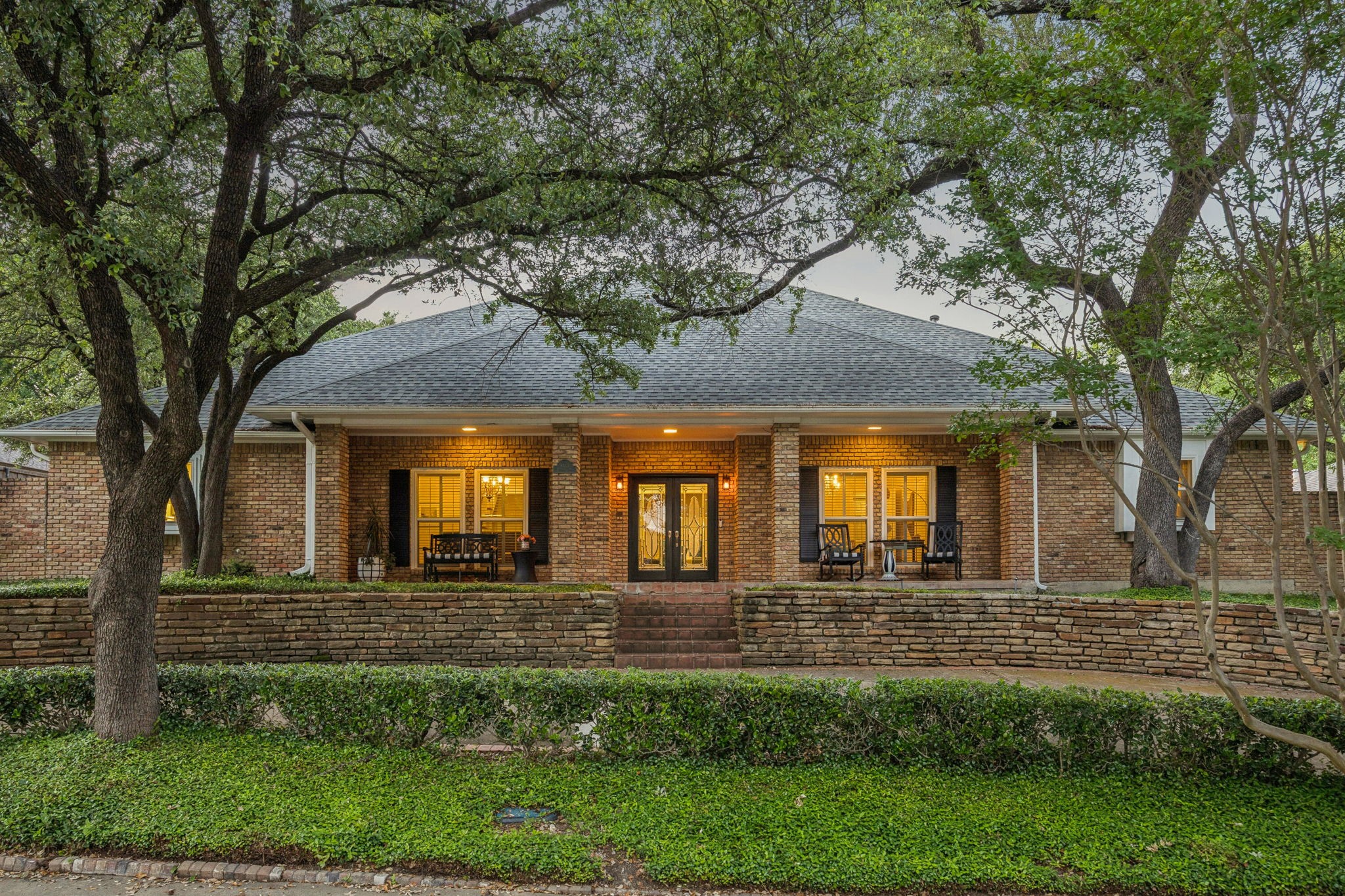 9631 Hilldale Drive Dallas TX 75231
