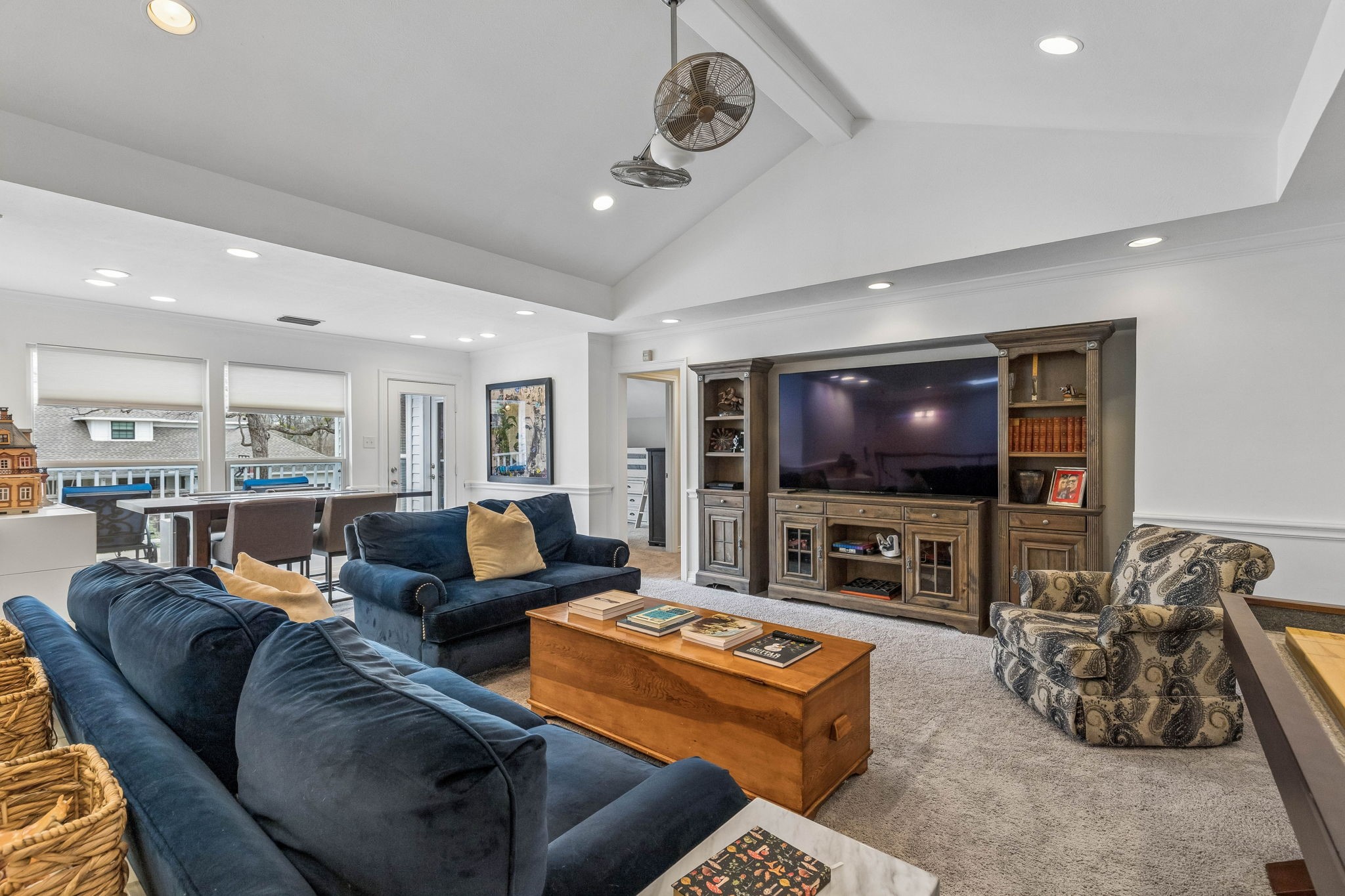 9631 Hilldale Drive Dallas TX 75231