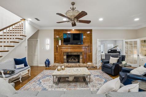 9631 Hilldale Drive Dallas TX 75231