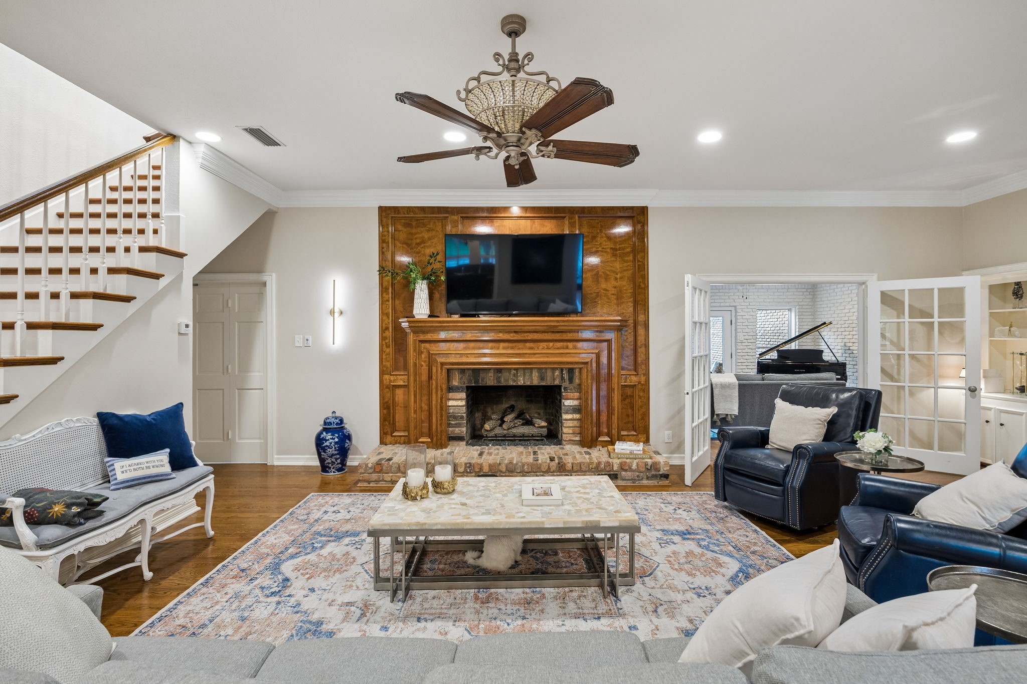 9631 Hilldale Drive Dallas TX 75231