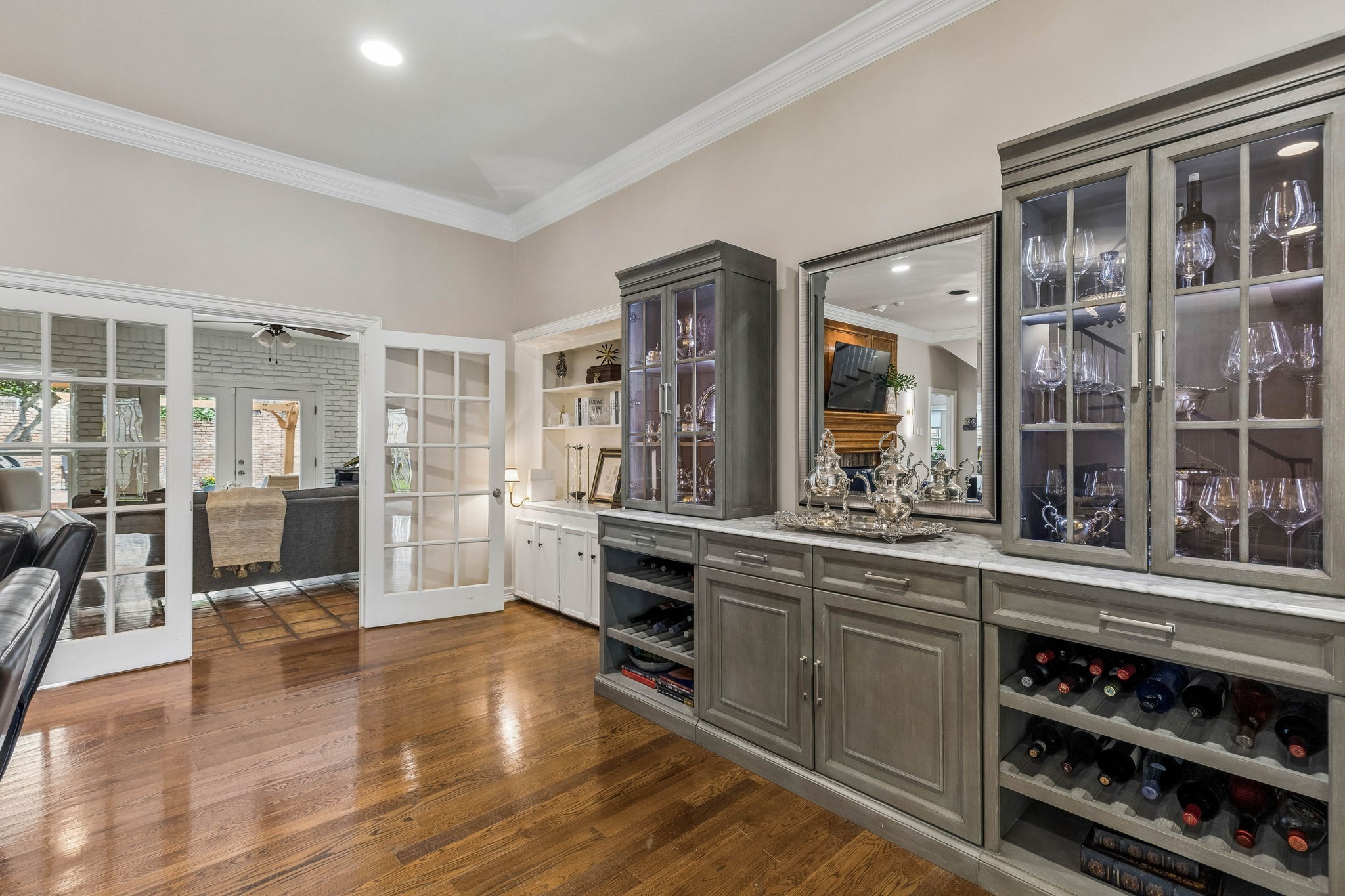 9631 Hilldale Drive Dallas TX 75231
