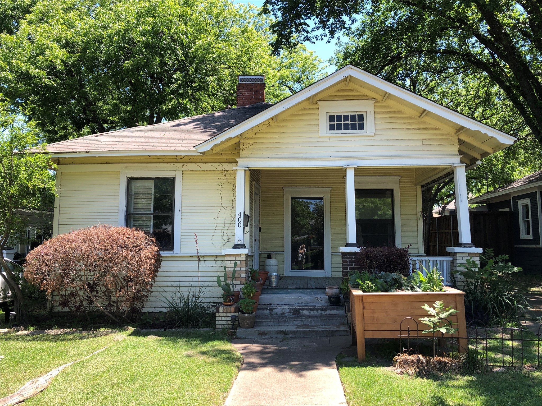 400 S Clinton Avenue Dallas TX 75208