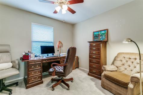 1051 Summit Park Lewisville TX 75077