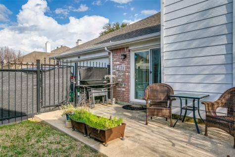 1051 Summit Park Lewisville TX 75077