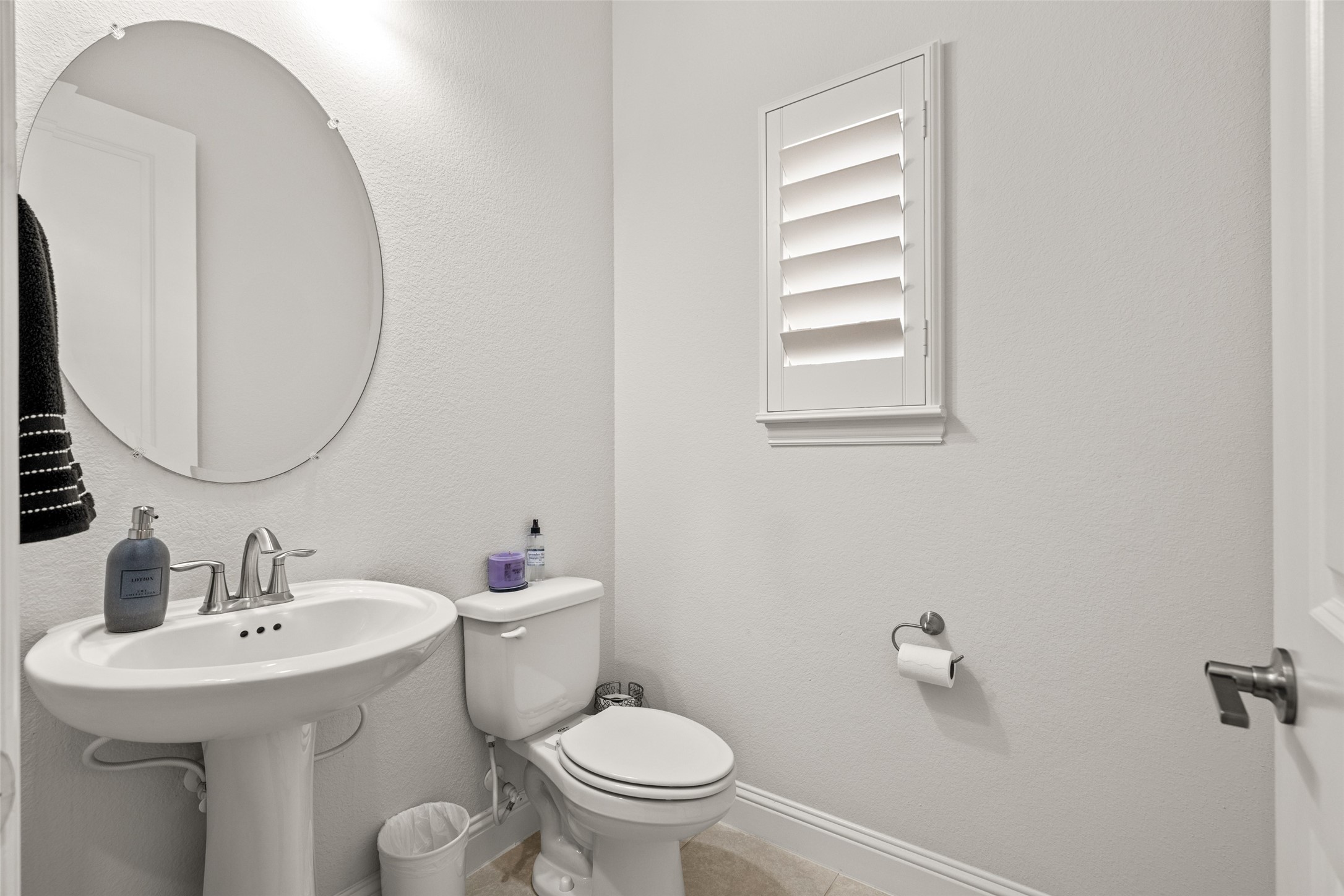 7605 Windsor The Colony TX 75056
