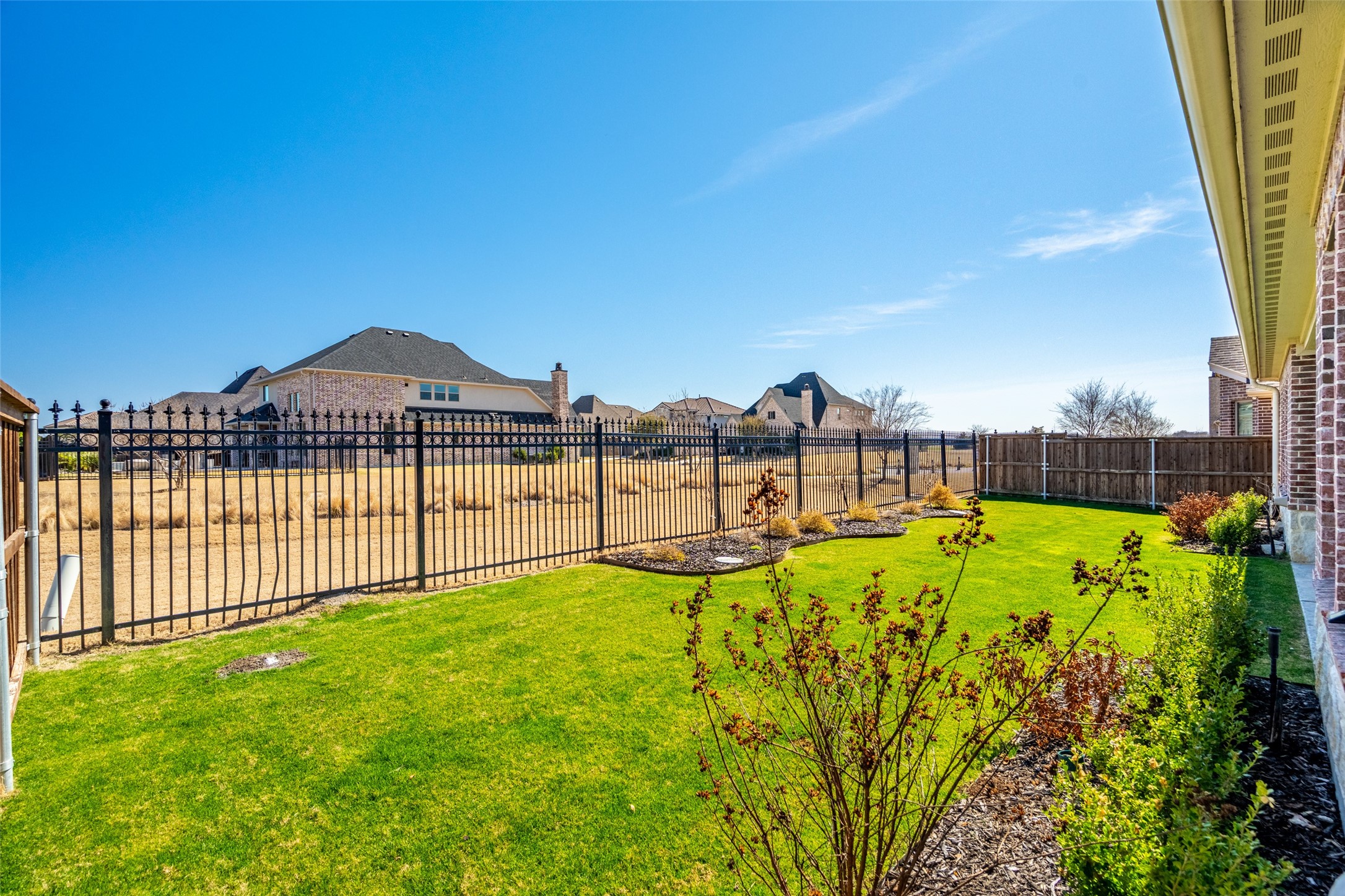 7605 Windsor The Colony TX 75056