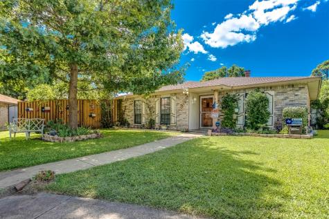 7418 Cloverglen Drive Dallas TX 75249