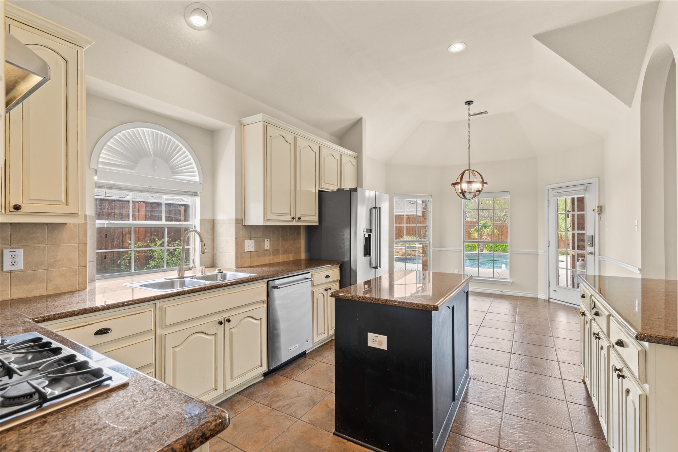 613 Windward Drive Murphy TX 75094