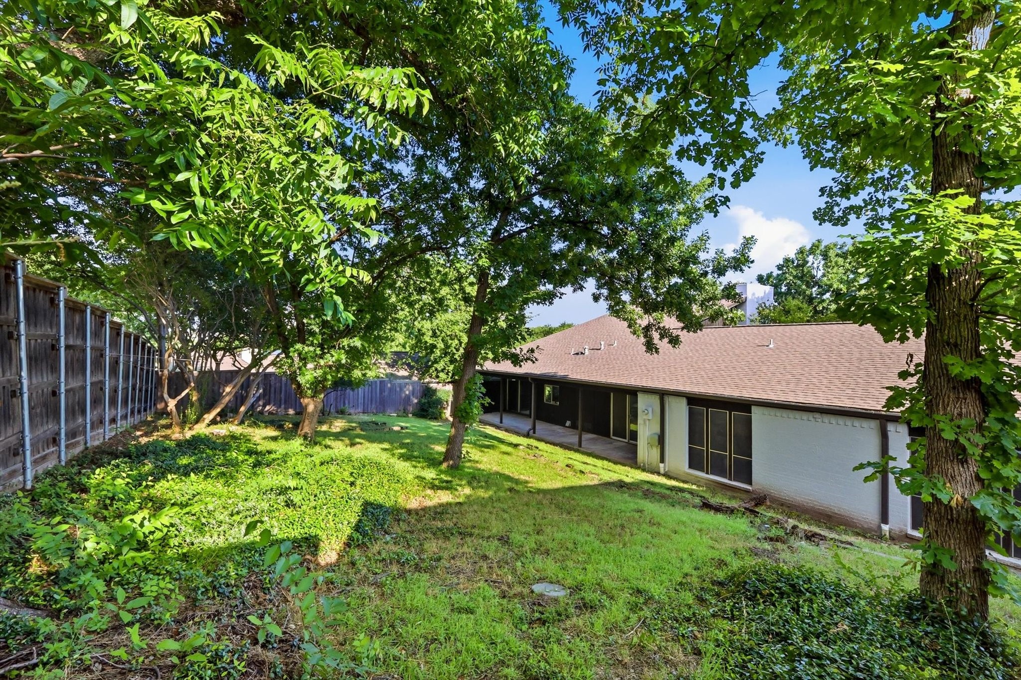 413 Rochelle Boulevard Irving TX 75062