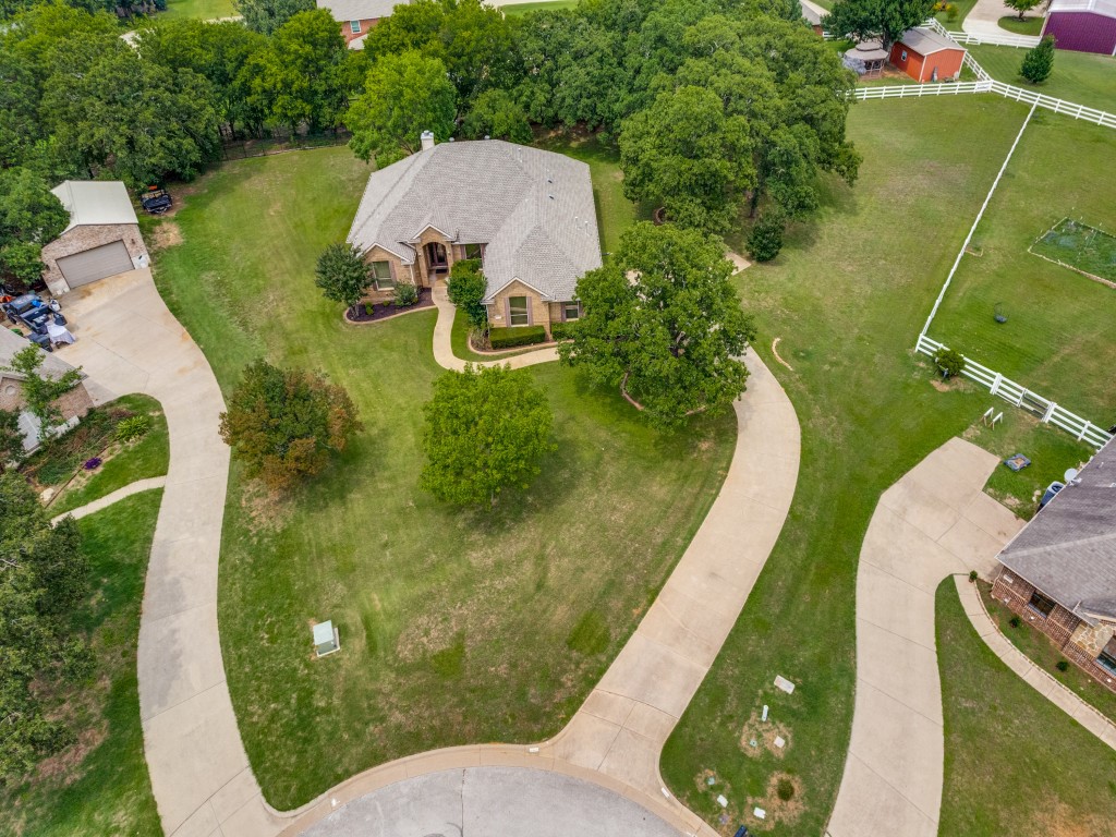 5009 Hunters Wood Court Joshua TX 76058