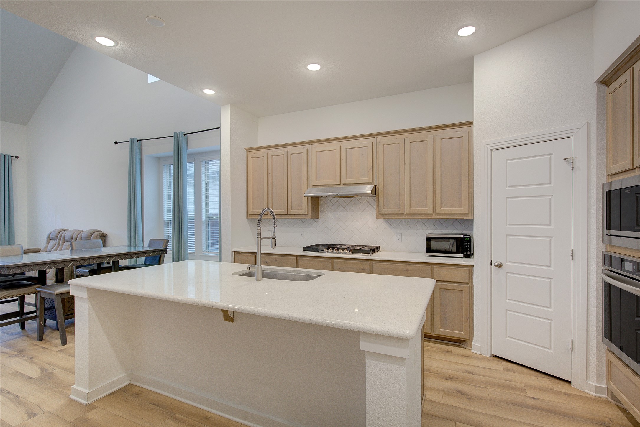 654 Brockwell Bend Forney TX 75126