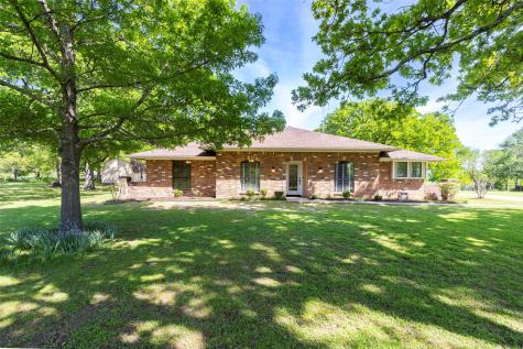 3084 Woodglen Drive Commerce TX 75428
