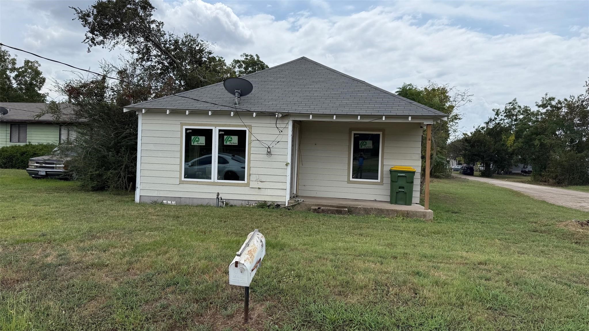 512 Park Street Marlin TX 76661