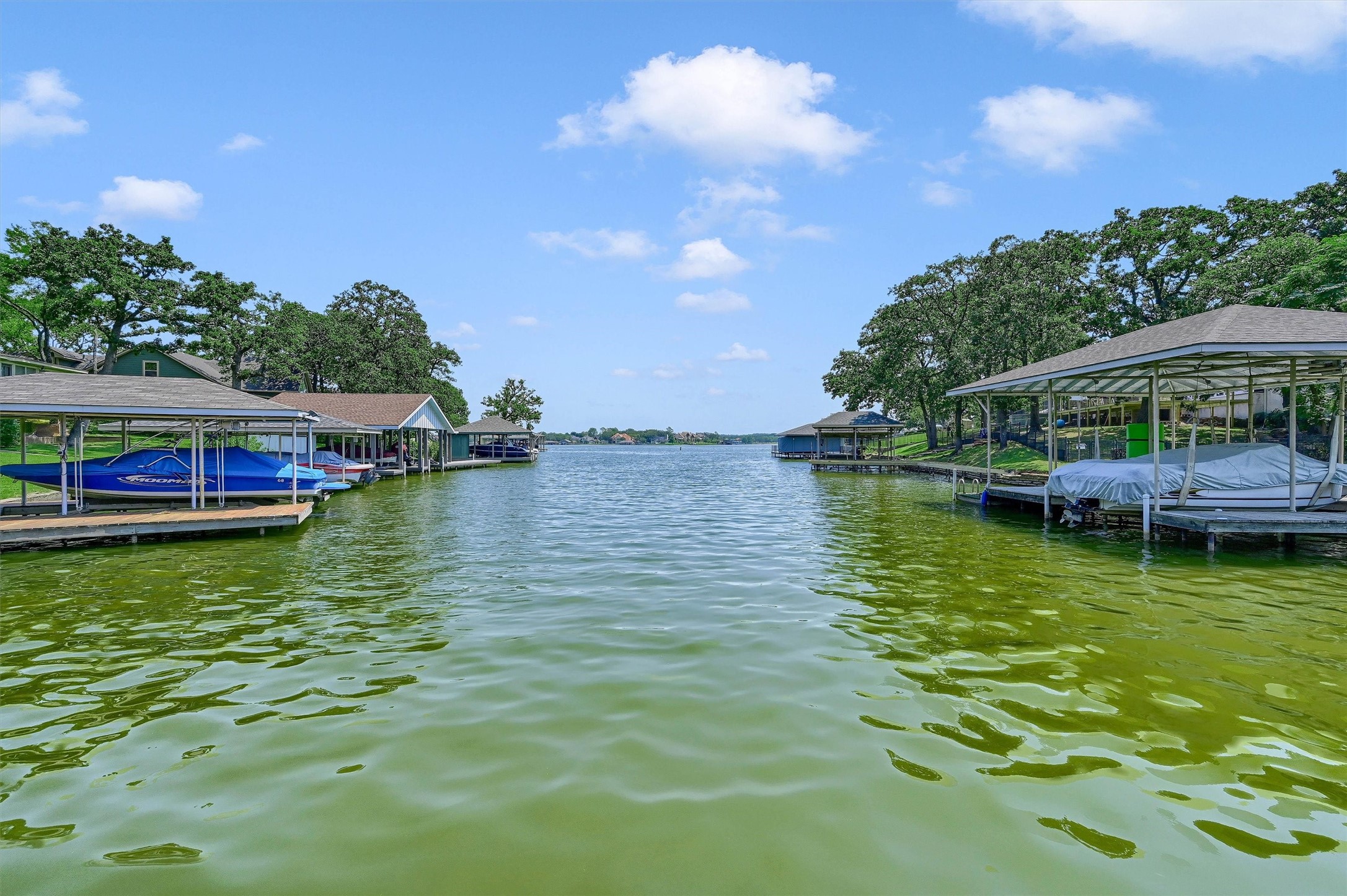 203 Kiowa Drive W Lake Kiowa TX 76240