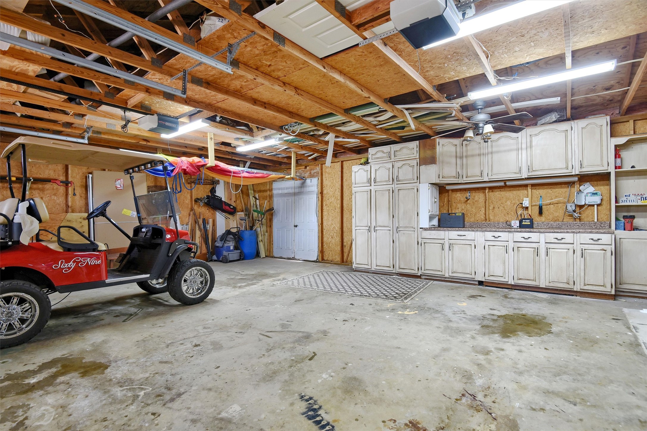 203 Kiowa Drive W Lake Kiowa TX 76240
