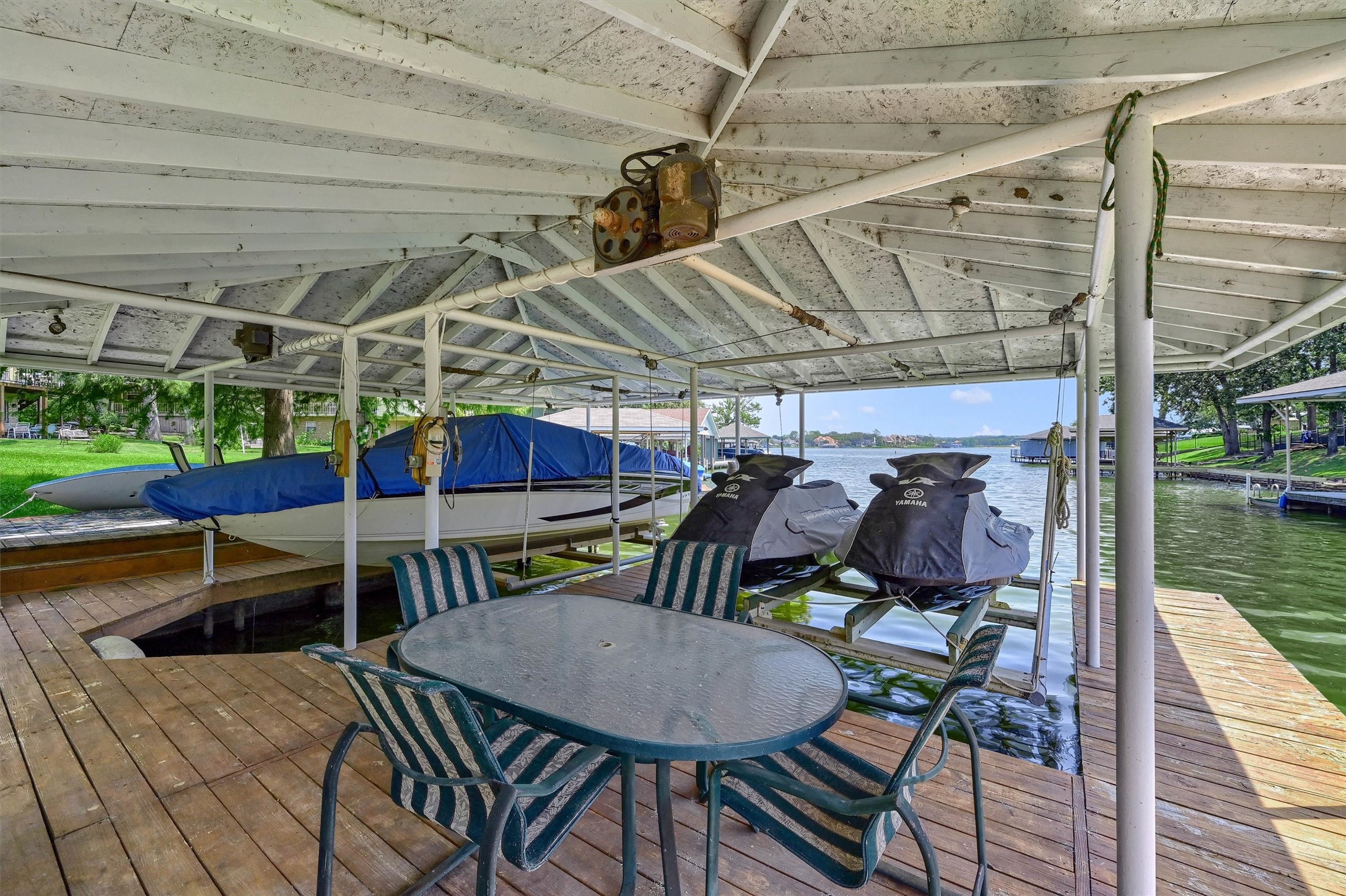 203 Kiowa Drive W Lake Kiowa TX 76240