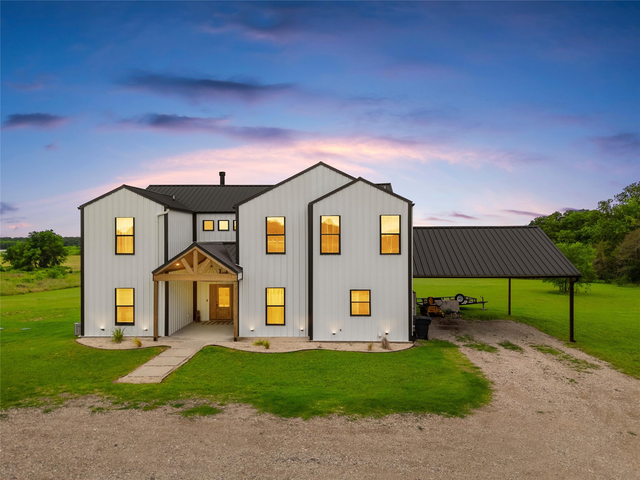 1097 Oak Knoll Lane Elm Mott TX 76640