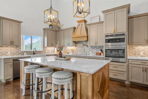 1097 Oak Knoll Lane Elm Mott TX 76640