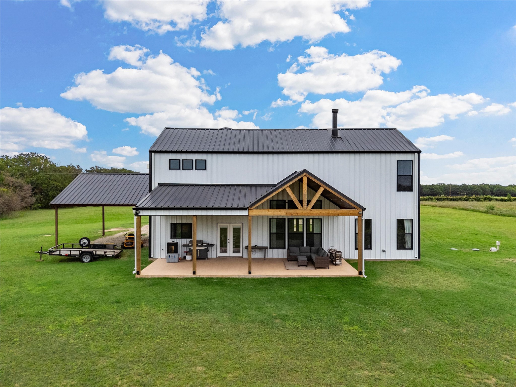 1097 Oak Knoll Lane Elm Mott TX 76640